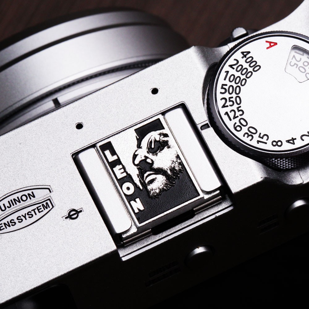 ปุ่มชัตเตอร์กล้องกล้องรองเท้าร - Fujifilm Camera X-T5 บทวิจารณ์และราคา